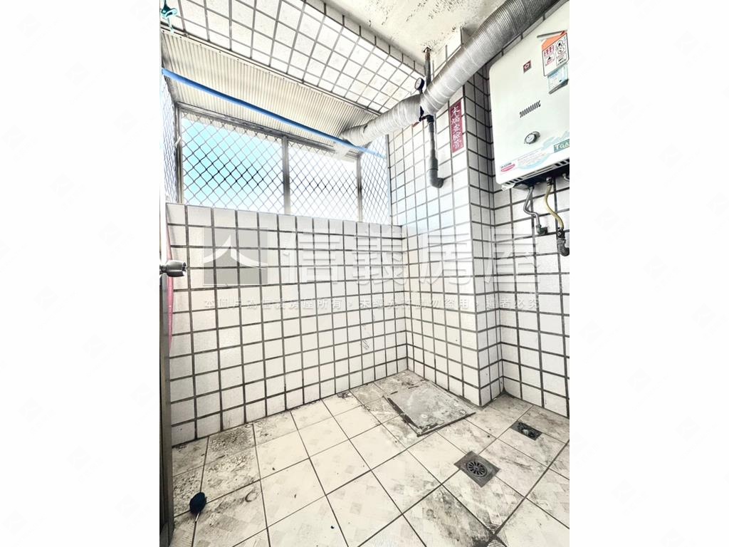 滿庭芳採光三房美宅房屋室內格局與周邊環境