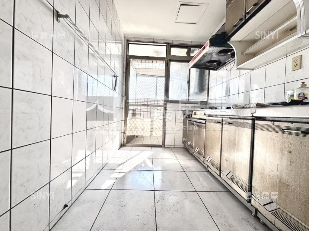滿庭芳採光三房美宅房屋室內格局與周邊環境