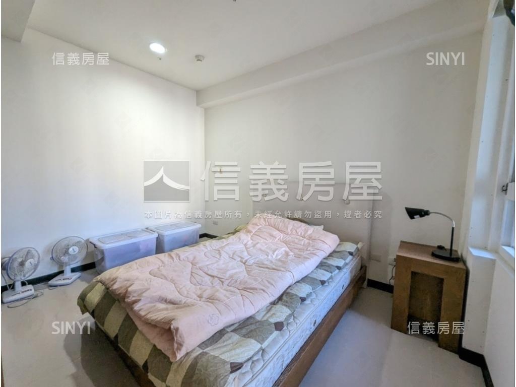 台北灣一期低總價高樓２房房屋室內格局與周邊環境