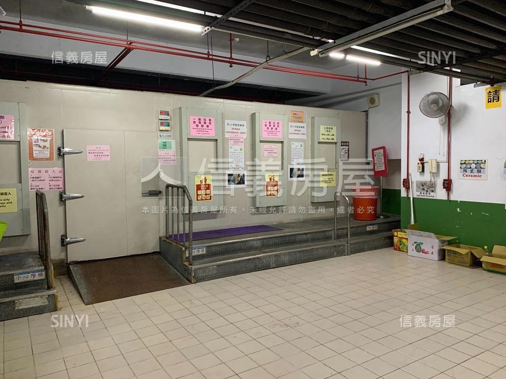 台北灣一期低總價高樓２房房屋室內格局與周邊環境