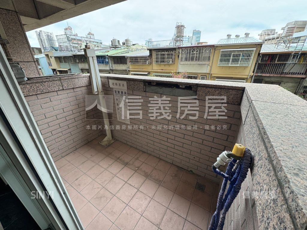 皇城帝寶３房平車採光好房屋室內格局與周邊環境