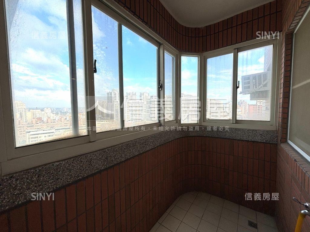 望山望城‧牛頓大三房房屋室內格局與周邊環境