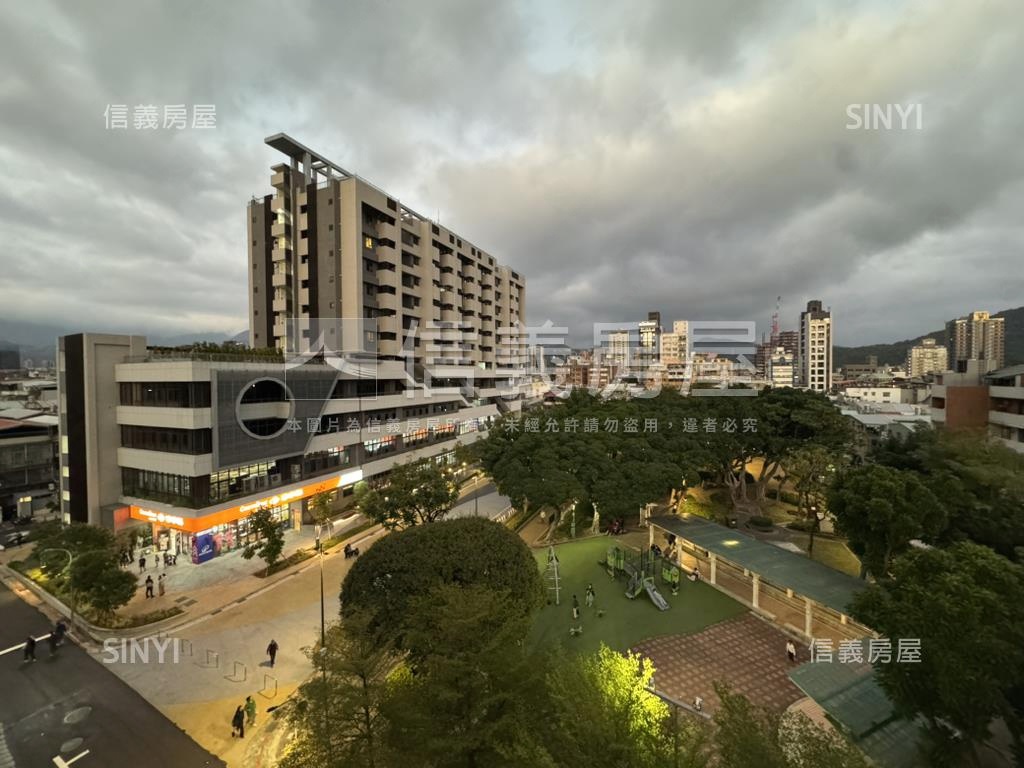 華聲公園捷運２房珠寶盒房屋室內格局與周邊環境