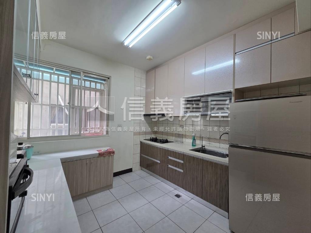 三番街熱鬧美透店房屋室內格局與周邊環境