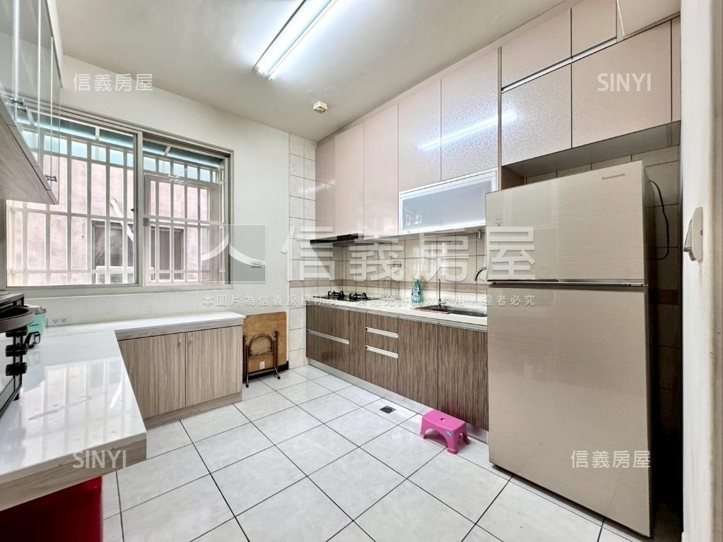 三番街熱鬧美透店房屋室內格局與周邊環境