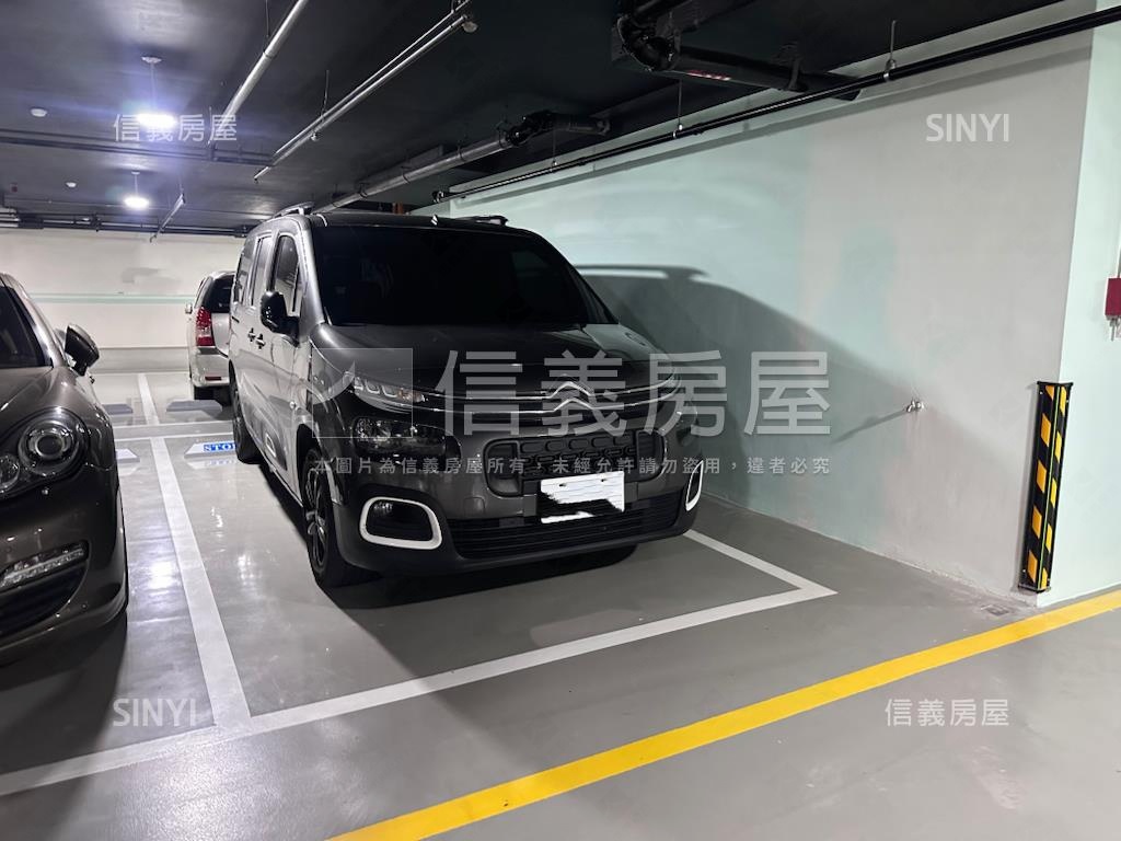 樹禾苑邊間三房平車房屋室內格局與周邊環境