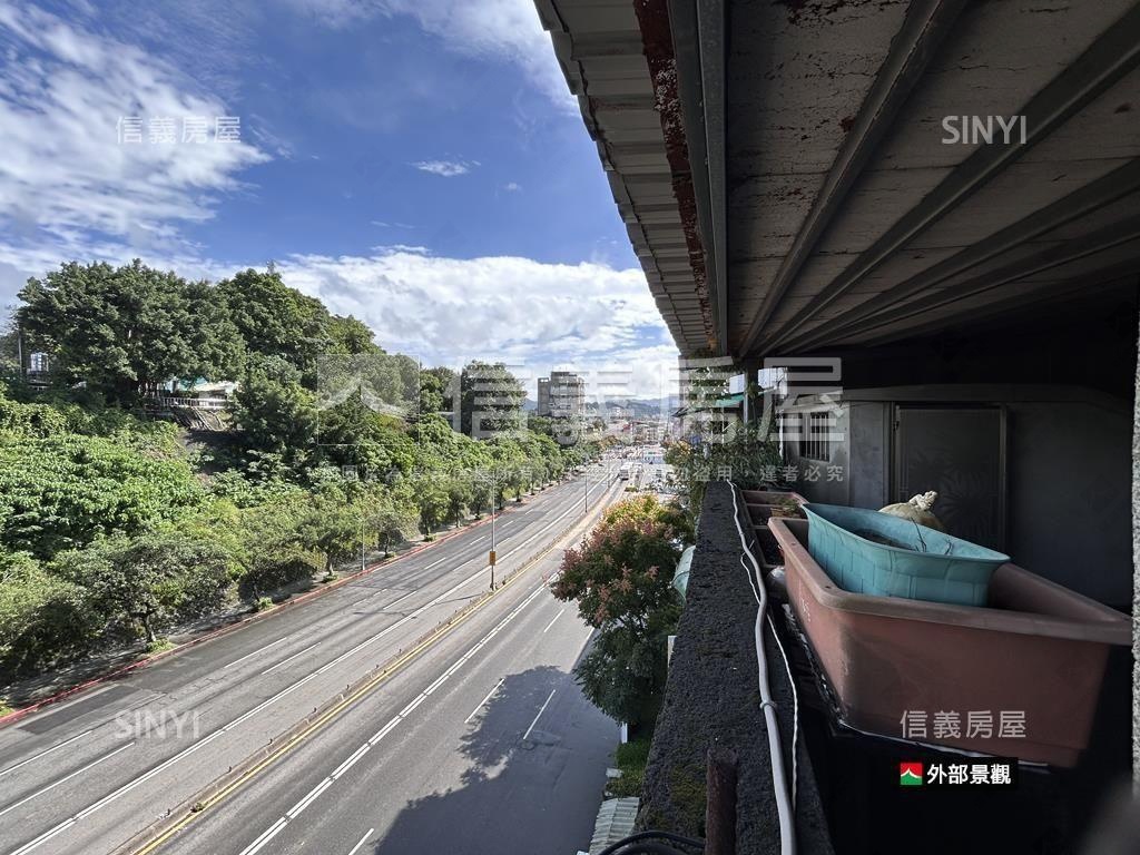 正羅斯福路頂加收租金租母房屋室內格局與周邊環境