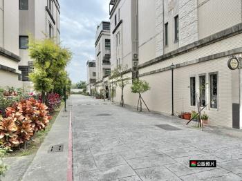 近南科貝森朵夫套房美透