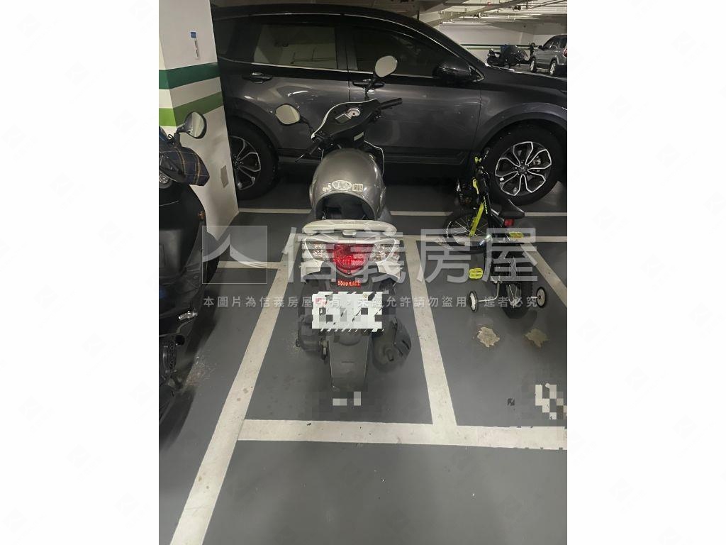 捷市樂二房車位房屋室內格局與周邊環境