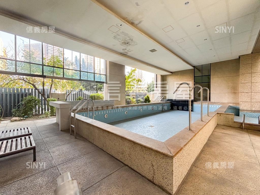 美術館稀有大兩房美宅房屋室內格局與周邊環境
