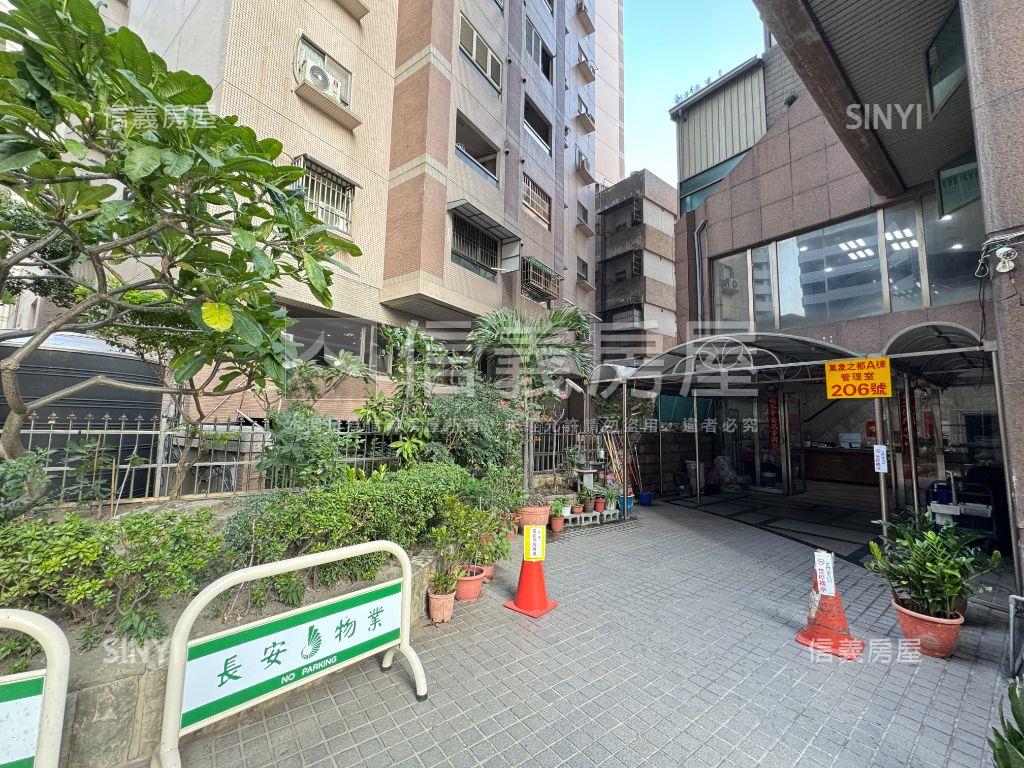 三多捷運．低總價投資套房房屋室內格局與周邊環境