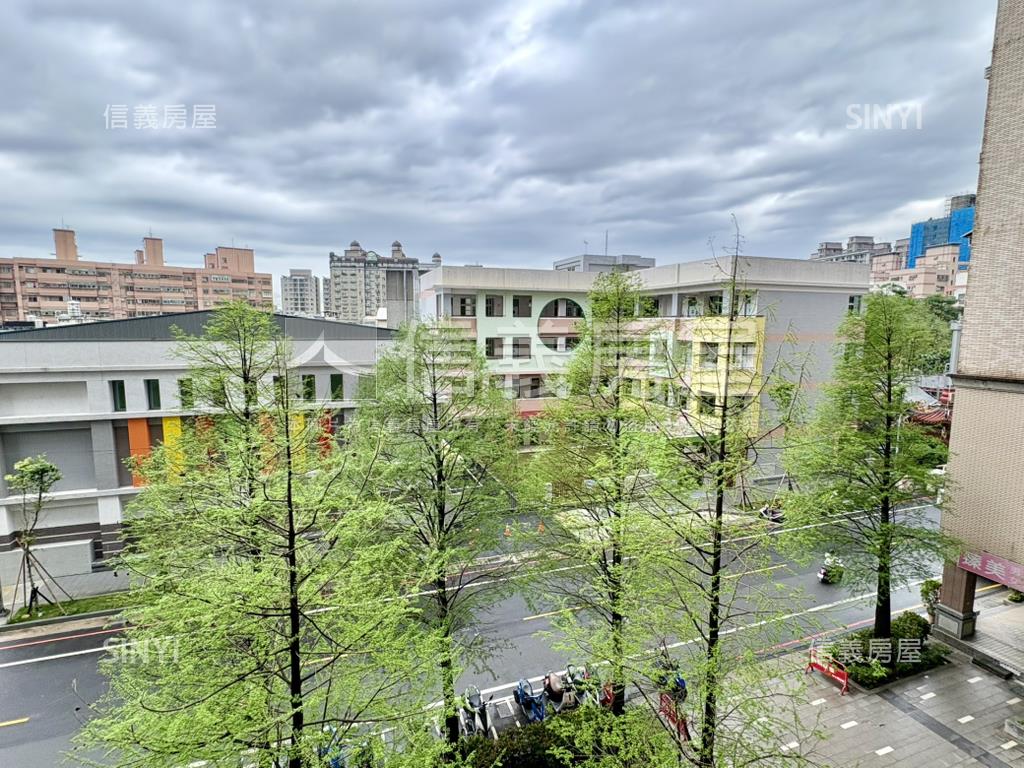 新帝標－明亮面學校美屋房屋室內格局與周邊環境