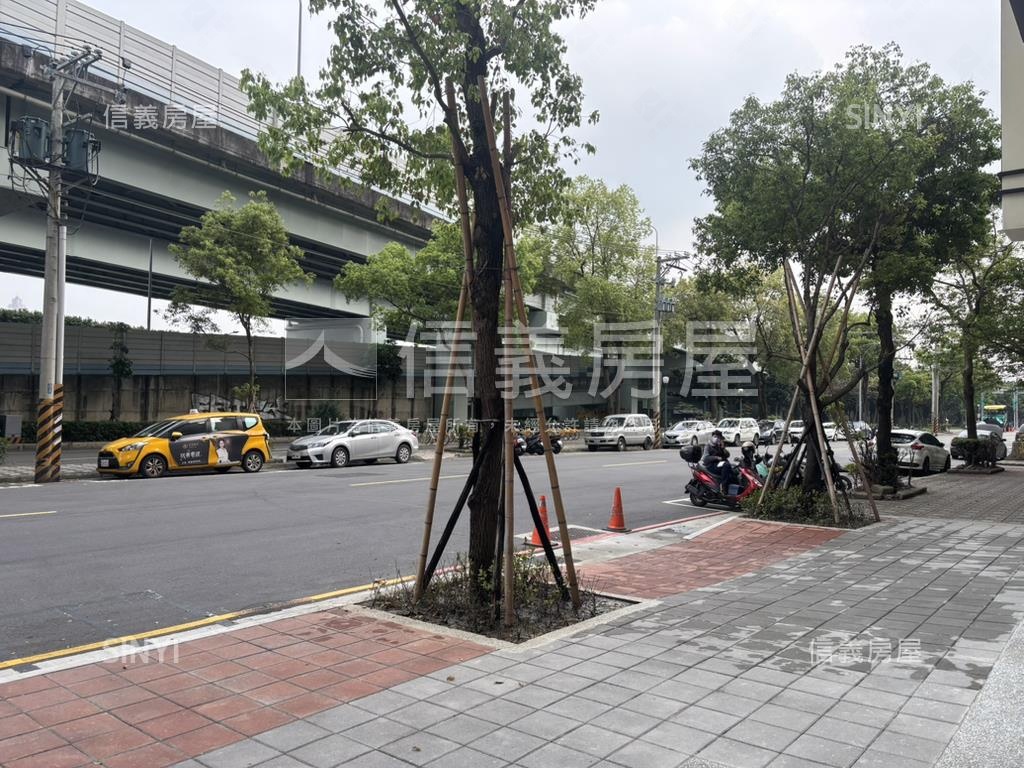 【盛河八方】面寬創業店面房屋室內格局與周邊環境