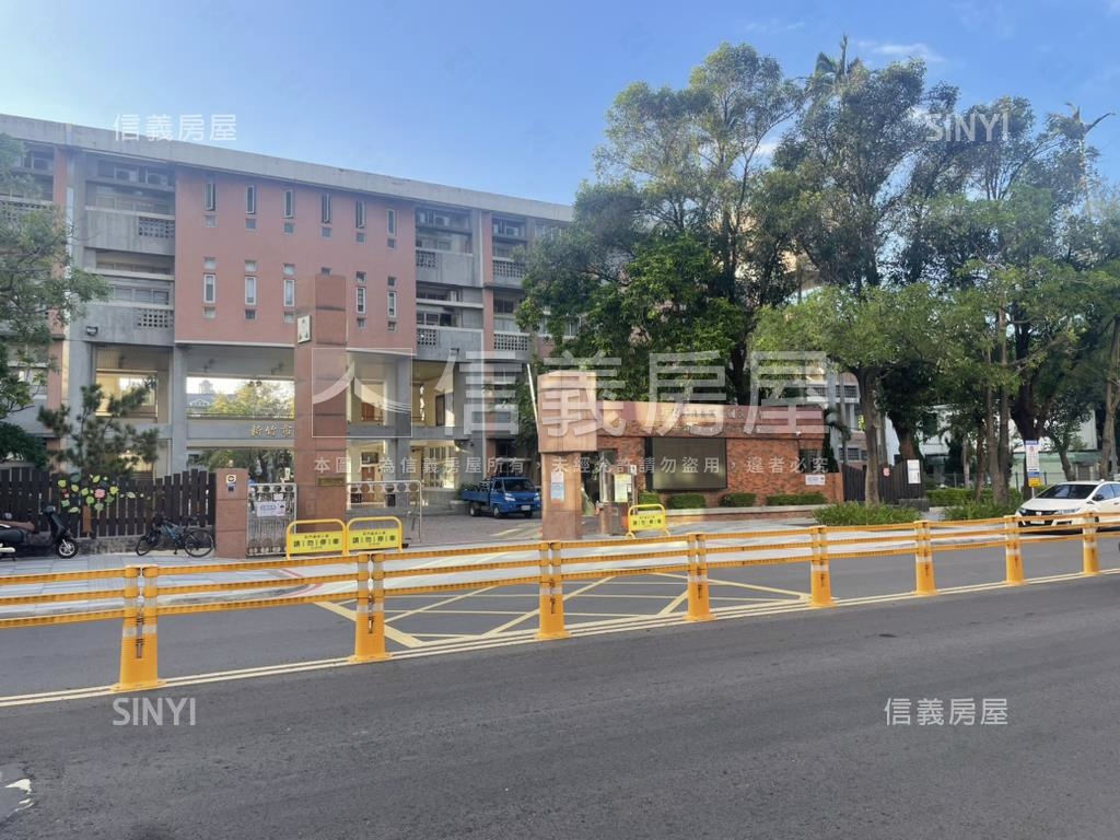 近西門國小有陽台套房房屋室內格局與周邊環境