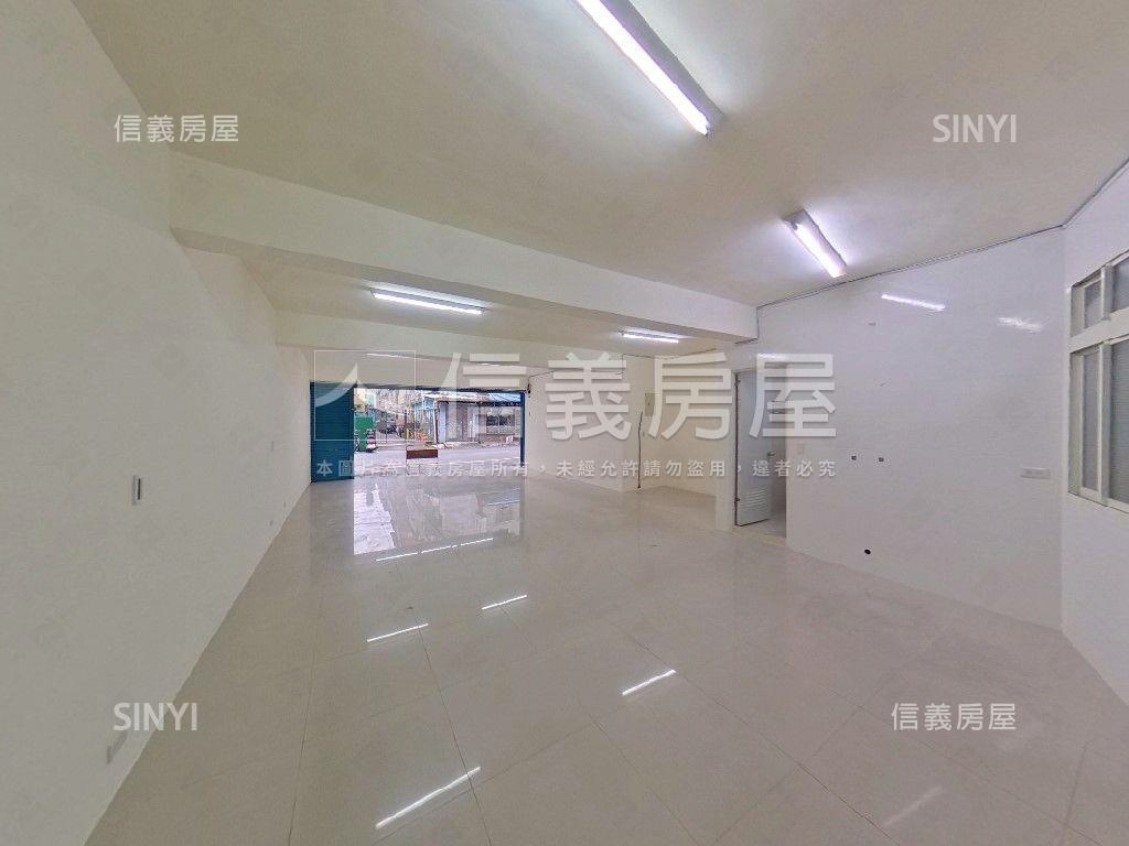 人潮大空間面寬店面房屋室內格局與周邊環境