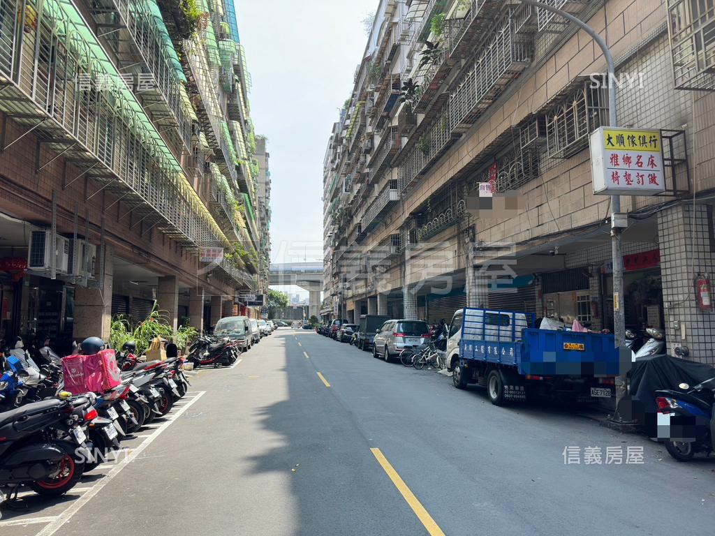 近捷運優質店面房屋室內格局與周邊環境