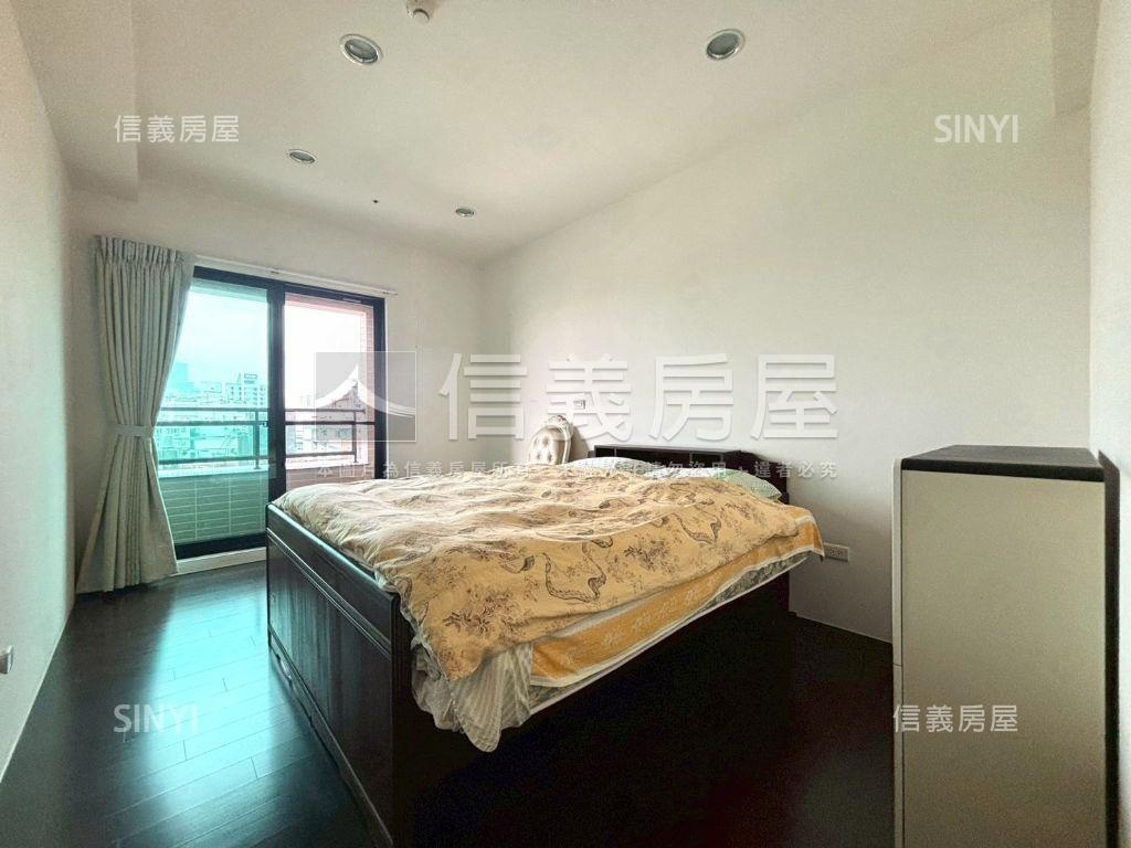 御鼎雙璽｜景觀三房平車房屋室內格局與周邊環境