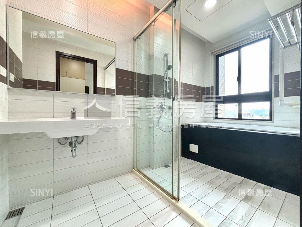 御鼎雙璽｜景觀三房平車房屋室內格局與周邊環境