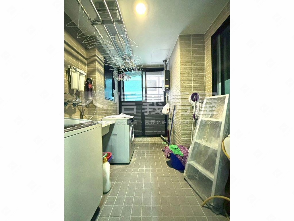 御鼎雙璽｜景觀三房平車房屋室內格局與周邊環境