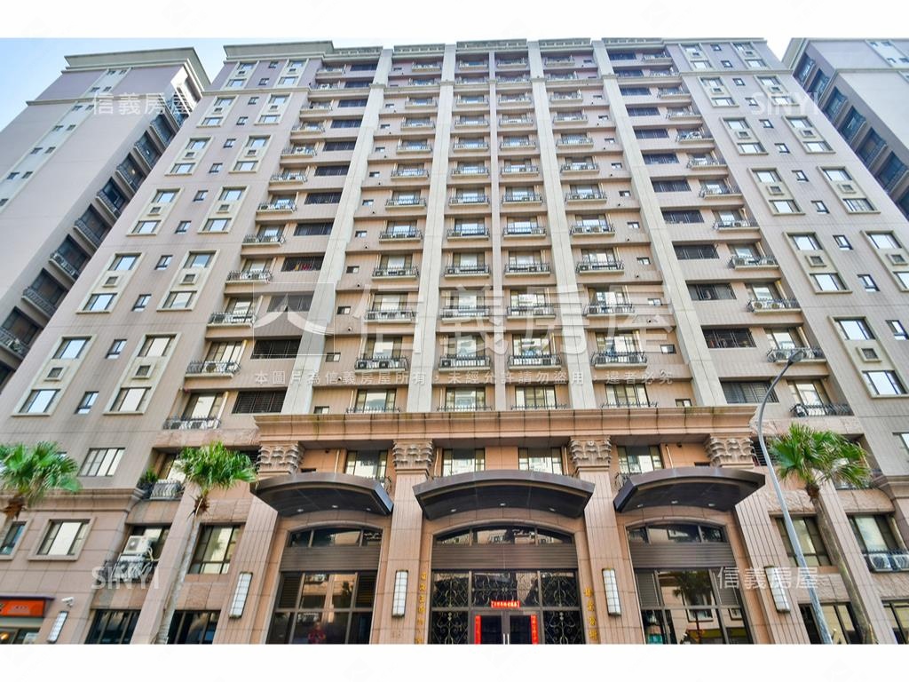 臻愛香榭大兩房平車位房屋室內格局與周邊環境