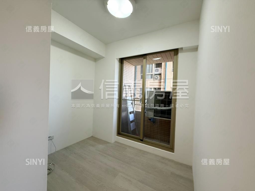 興富發上城視野三房屋況佳房屋室內格局與周邊環境