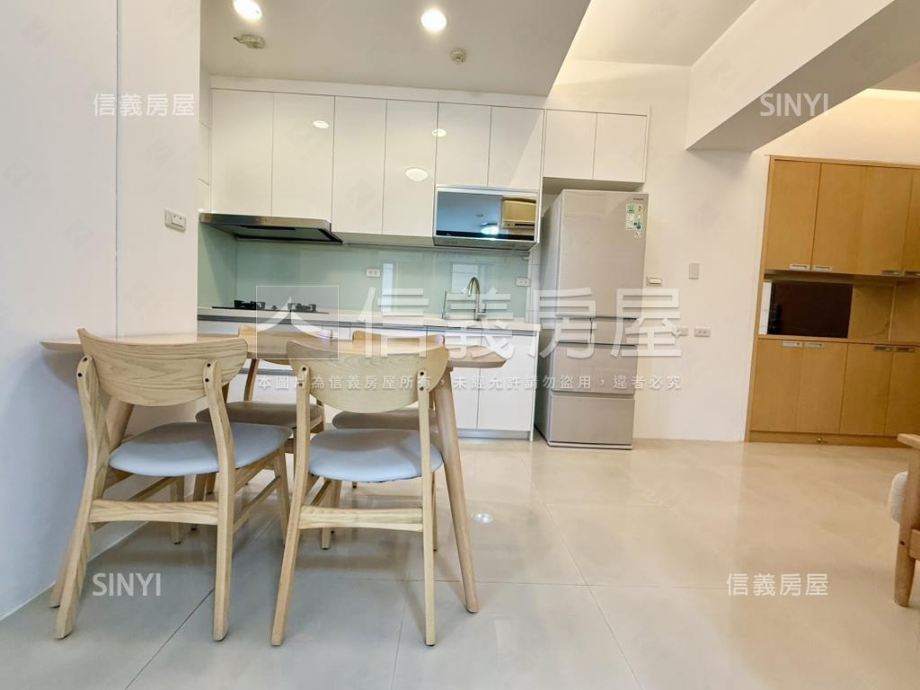 興富發上城視野三房屋況佳房屋室內格局與周邊環境