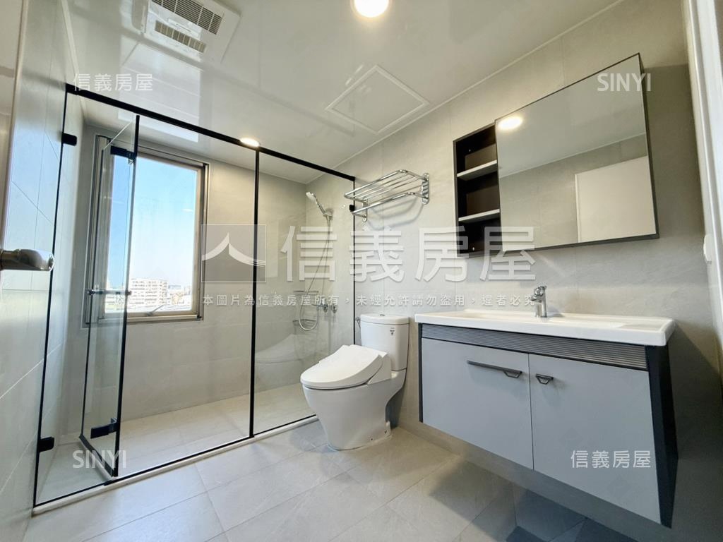 興富發上城視野三房屋況佳房屋室內格局與周邊環境