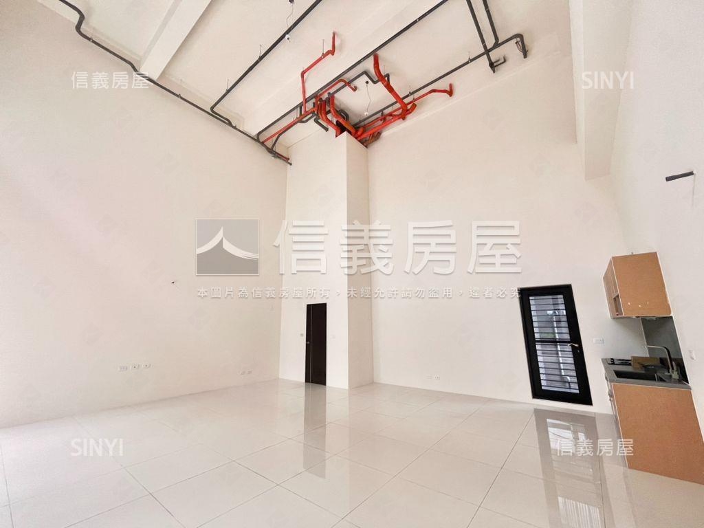 十甲市場旁全新大面寬店面房屋室內格局與周邊環境