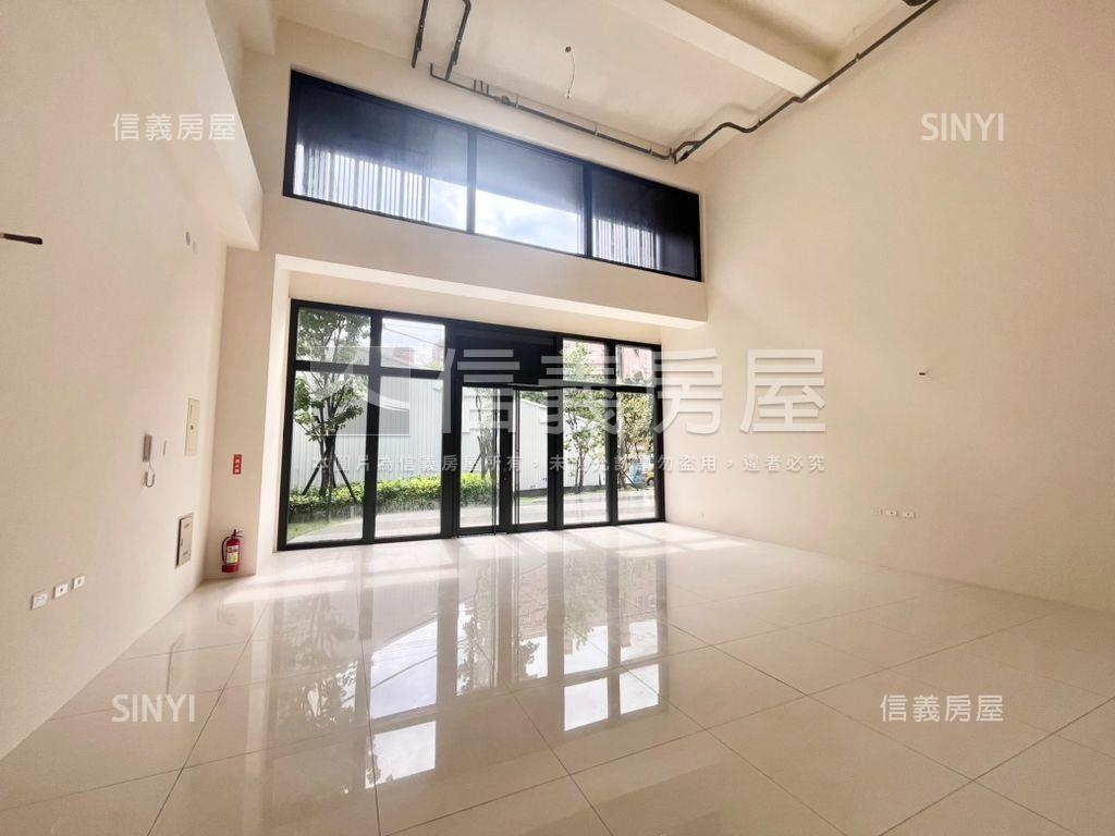 十甲市場旁全新大面寬店面房屋室內格局與周邊環境