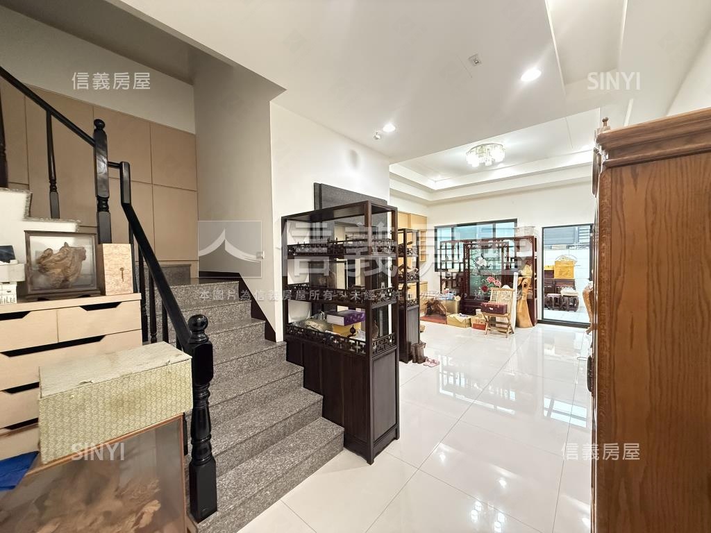 近富岡車站醒目透店房屋室內格局與周邊環境