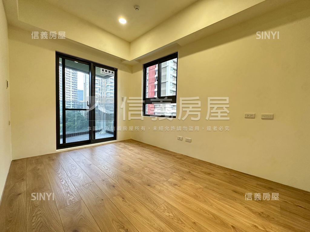 大隱建設小藍海房屋室內格局與周邊環境