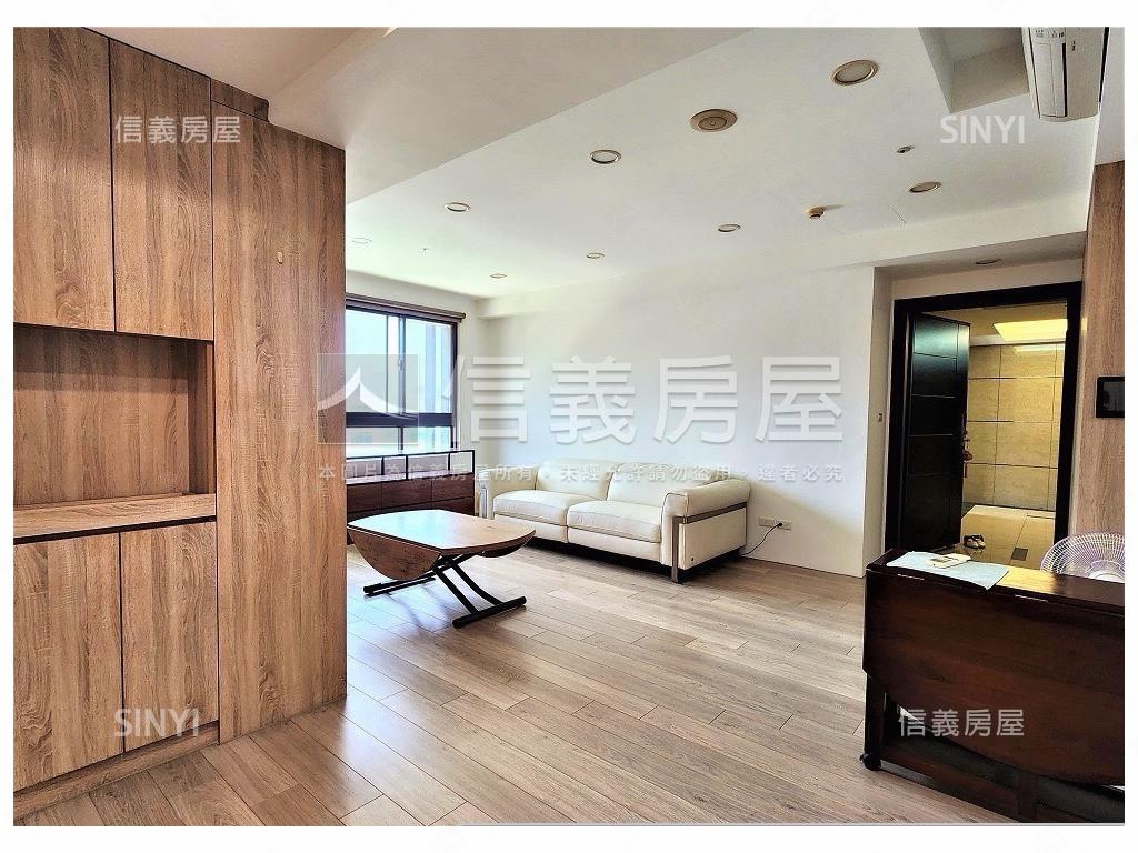 世界Ｖ１雙捷美築有車位房屋室內格局與周邊環境