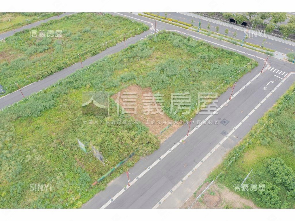 台中１３期重劃楓溪段土地房屋室內格局與周邊環境