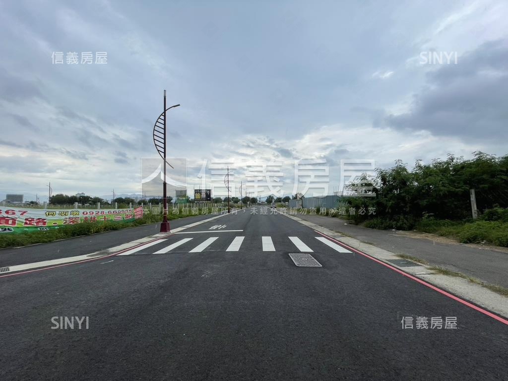 台中１３期重劃楓溪段土地房屋室內格局與周邊環境