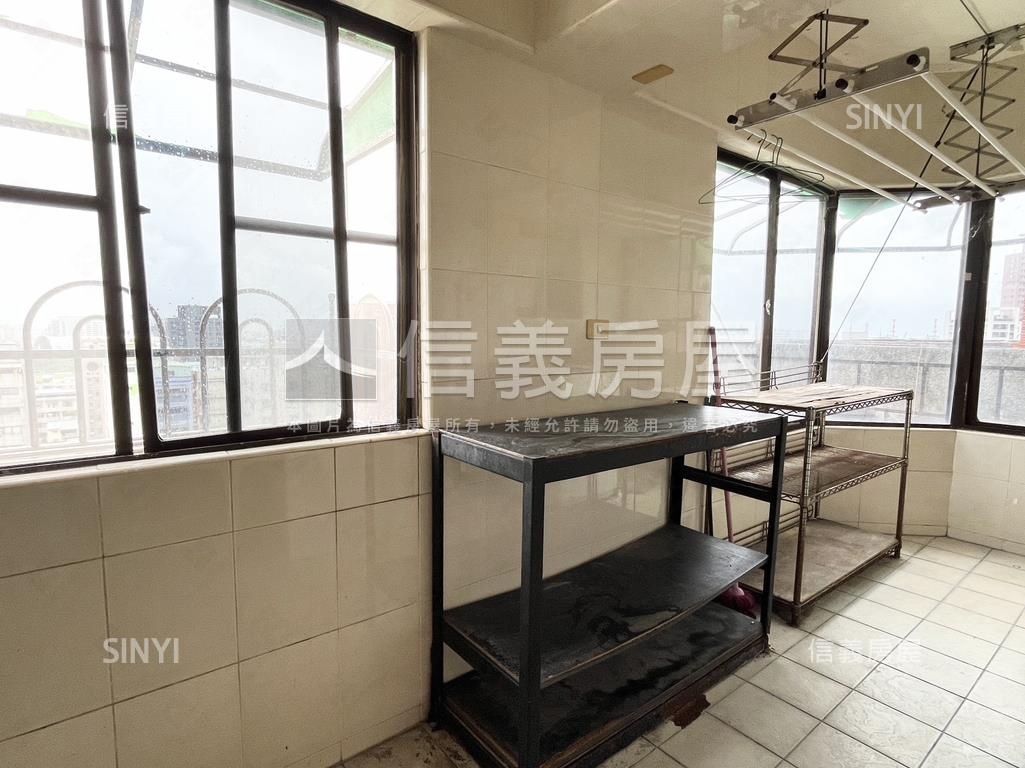 京城環球高樓層景觀辦公室房屋室內格局與周邊環境