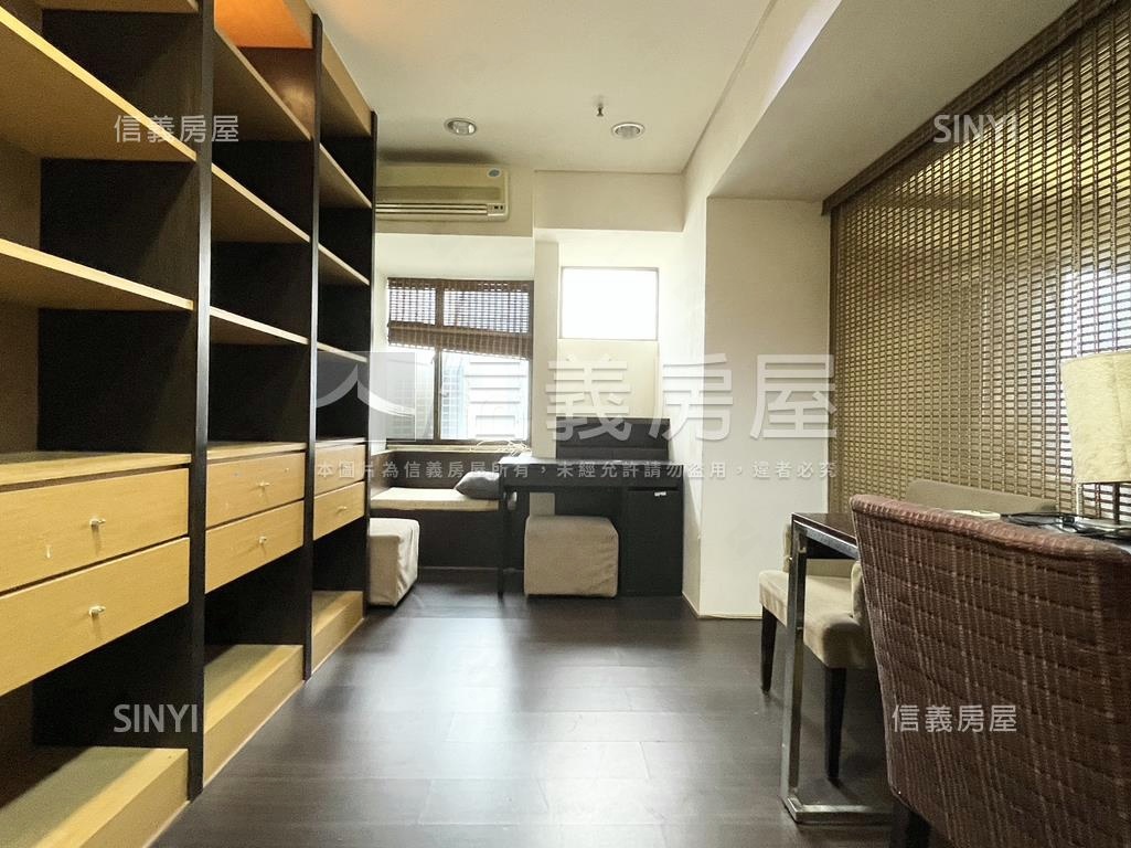 京城環球高樓層景觀辦公室房屋室內格局與周邊環境
