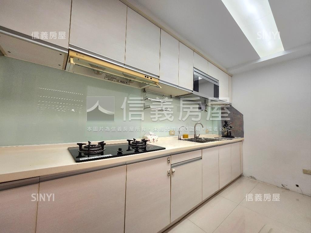 近捷運面學校民族三樓房屋室內格局與周邊環境