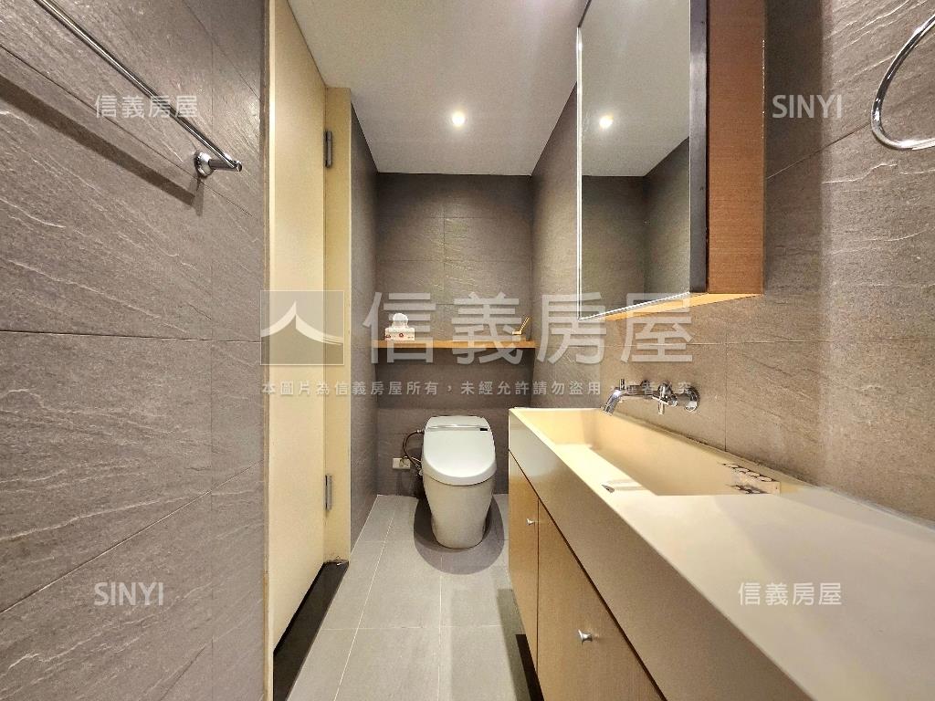 近捷運面學校民族三樓房屋室內格局與周邊環境