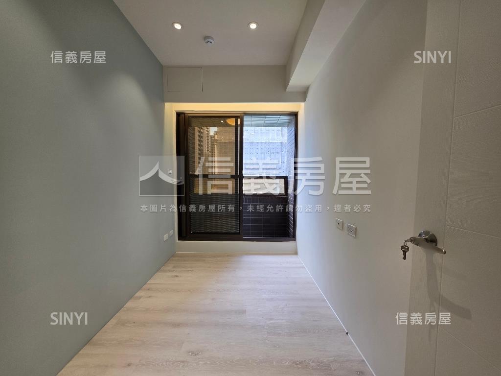 江南ＳＴＡＲ精裝二房房屋室內格局與周邊環境