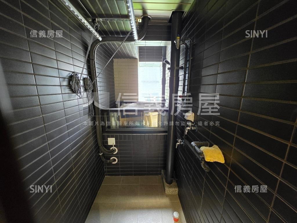 江南ＳＴＡＲ精裝二房房屋室內格局與周邊環境