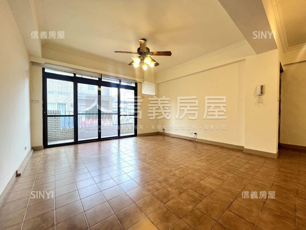 推薦●運動公園邊間３樓房屋室內格局與周邊環境