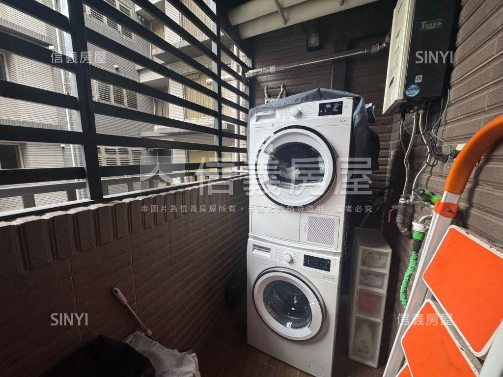 經貿稀有兩房非你莫屬房屋室內格局與周邊環境