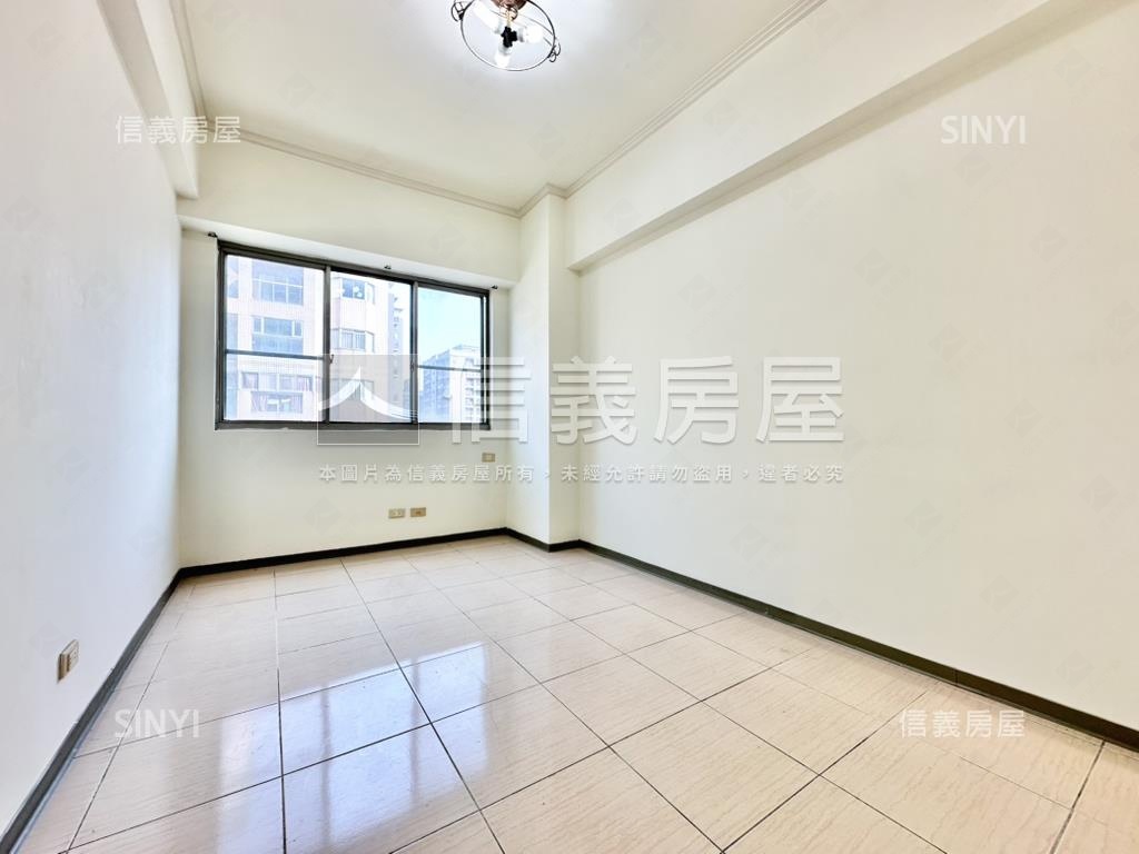 太子地球村４房車位房屋室內格局與周邊環境