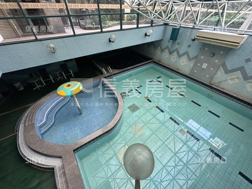 太子地球村４房車位房屋室內格局與周邊環境