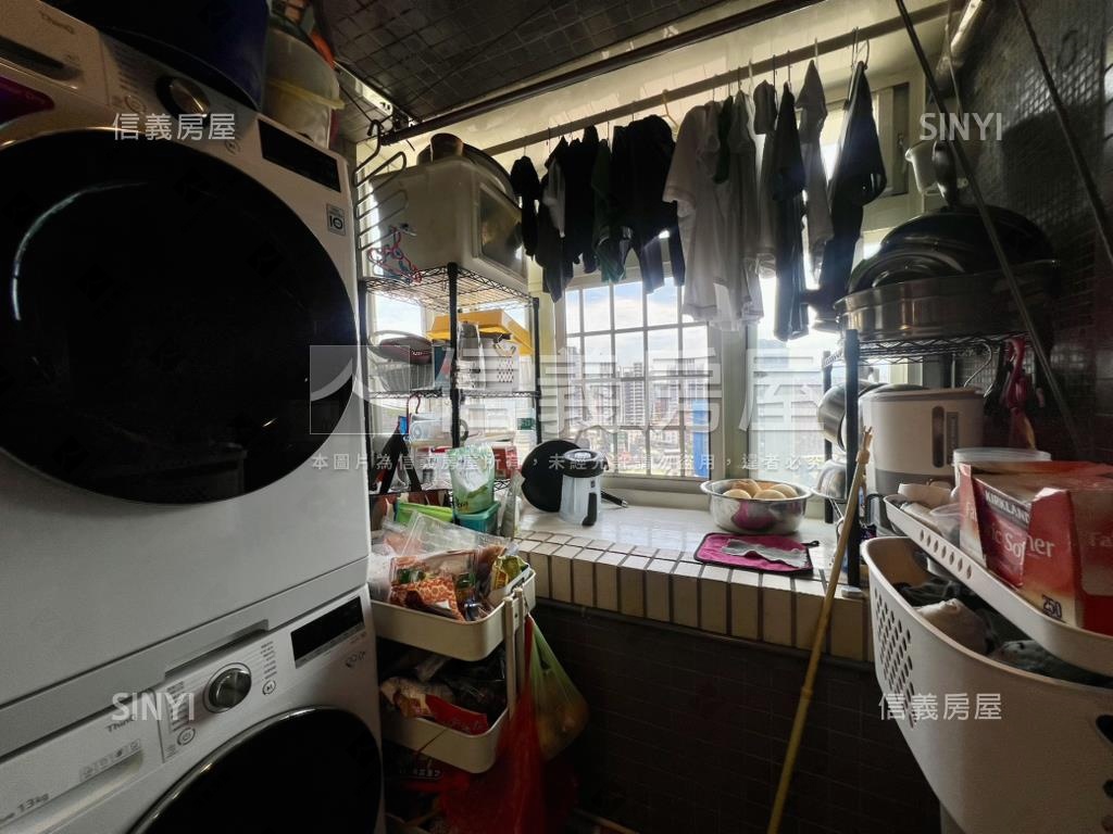 非你莫屬雅典王朝三房車位房屋室內格局與周邊環境