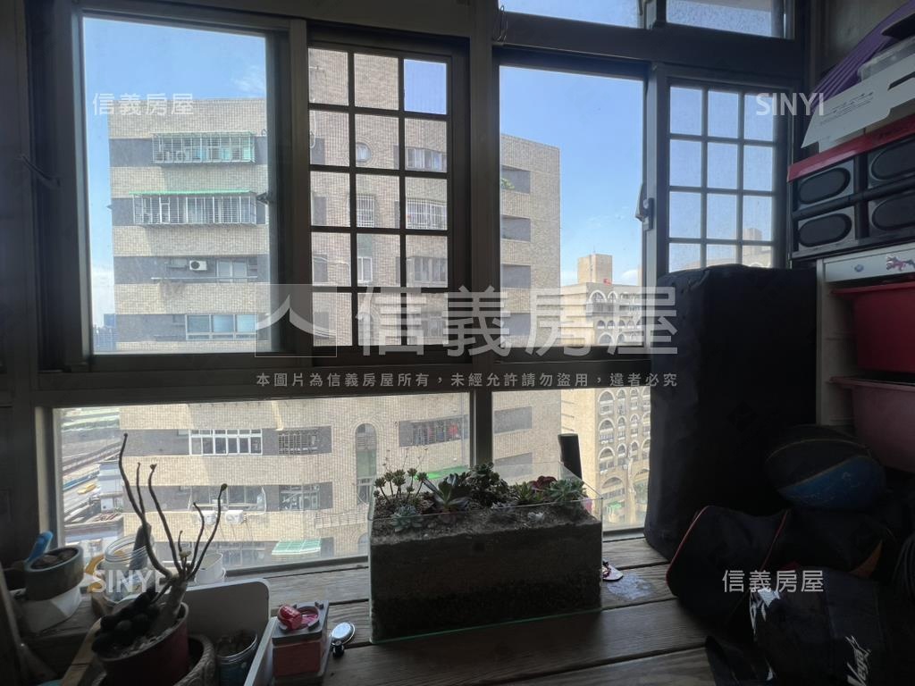 非你莫屬雅典王朝三房車位房屋室內格局與周邊環境