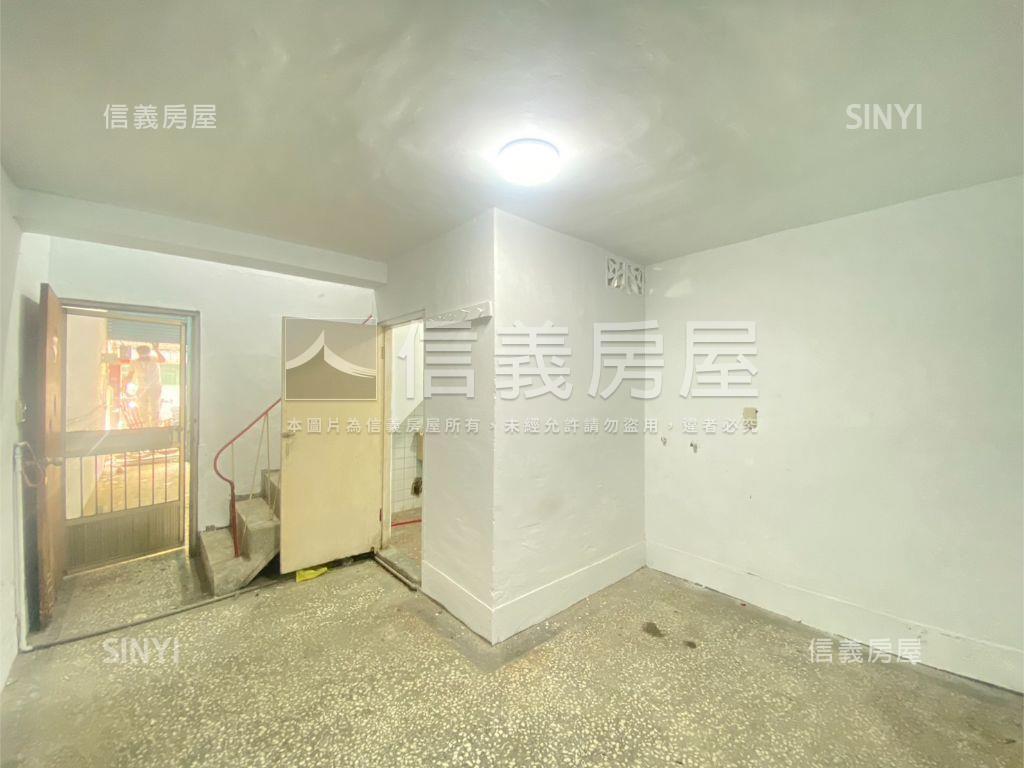 １７線活巷透天房屋室內格局與周邊環境