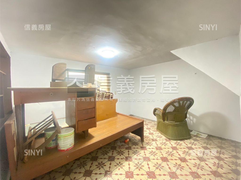 １７線活巷透天房屋室內格局與周邊環境