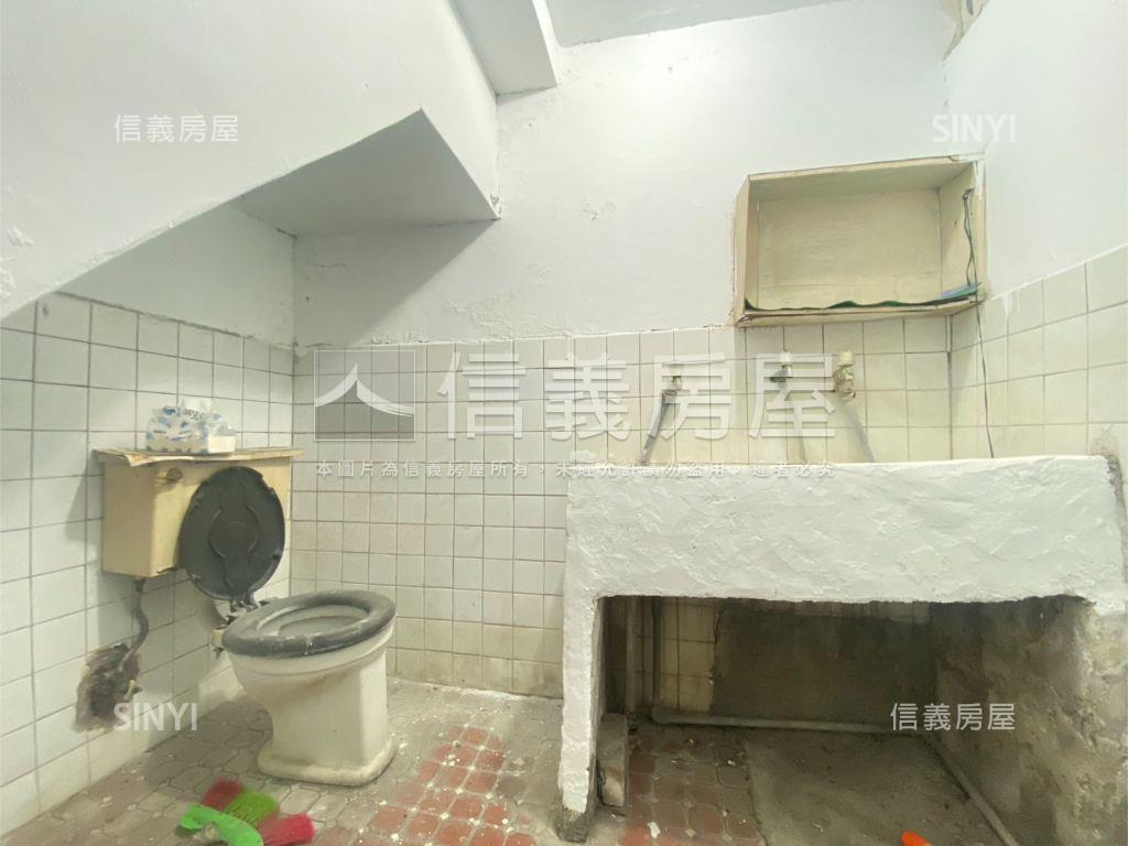 １７線活巷透天房屋室內格局與周邊環境