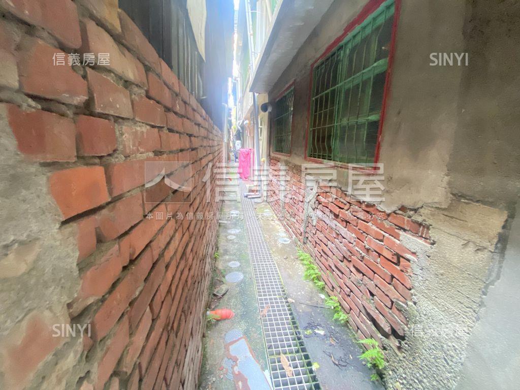 １７線活巷透天房屋室內格局與周邊環境